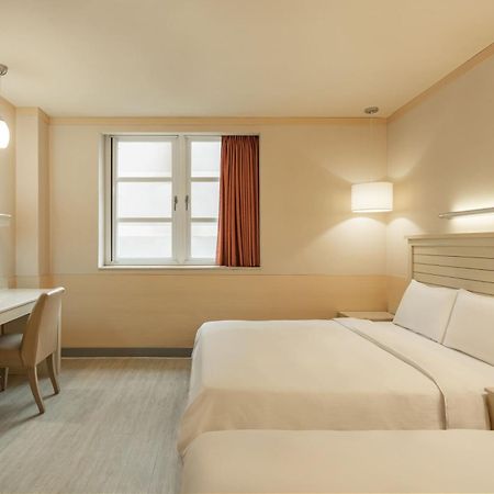 Kindness Hotel - Jhong Jheng Kaohsziung Szoba fotó