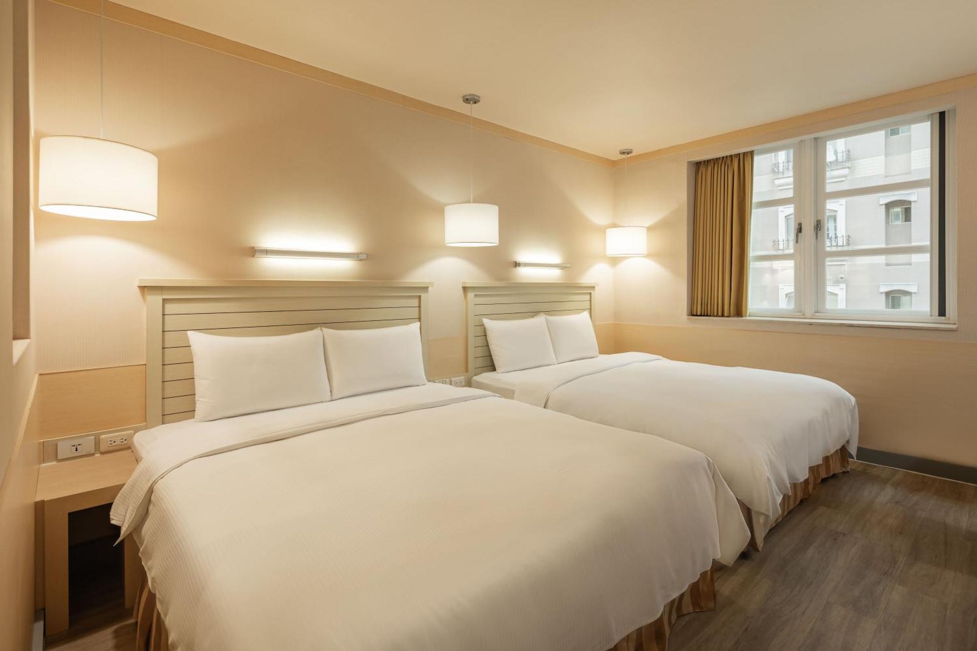 Kindness Hotel - Jhong Jheng Kaohsziung Szoba fotó